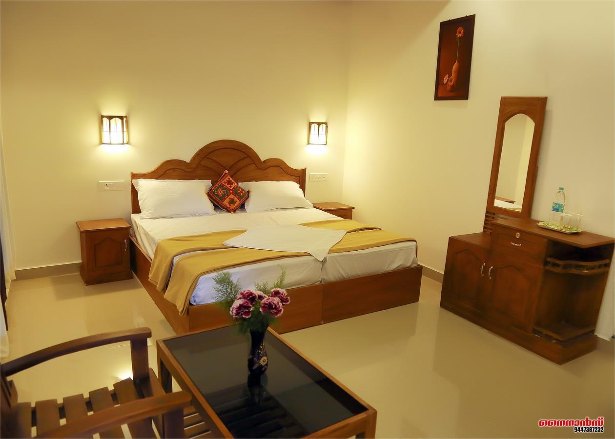Holiday Villa Thekkady Εξωτερικό φωτογραφία
