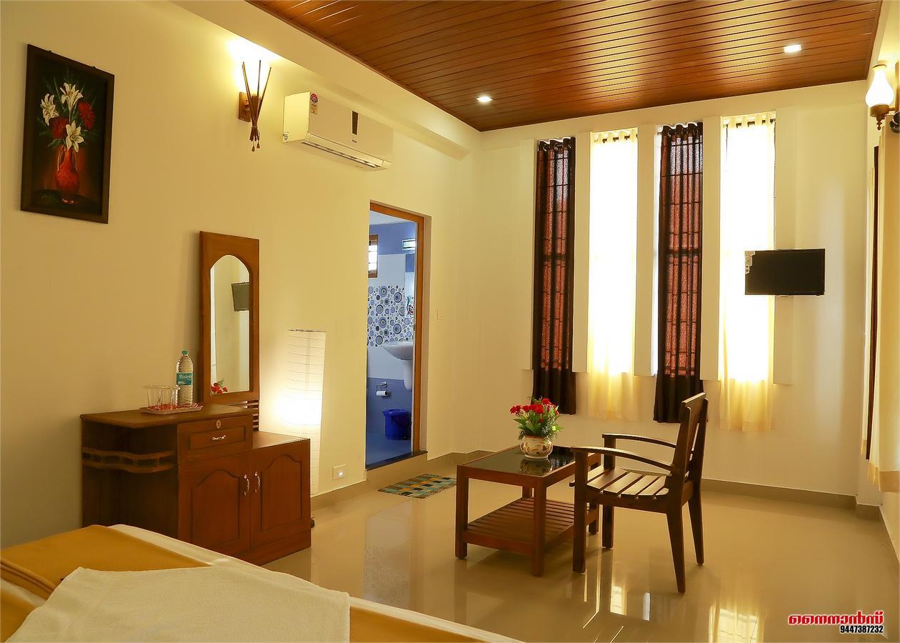 Holiday Villa Thekkady Εξωτερικό φωτογραφία